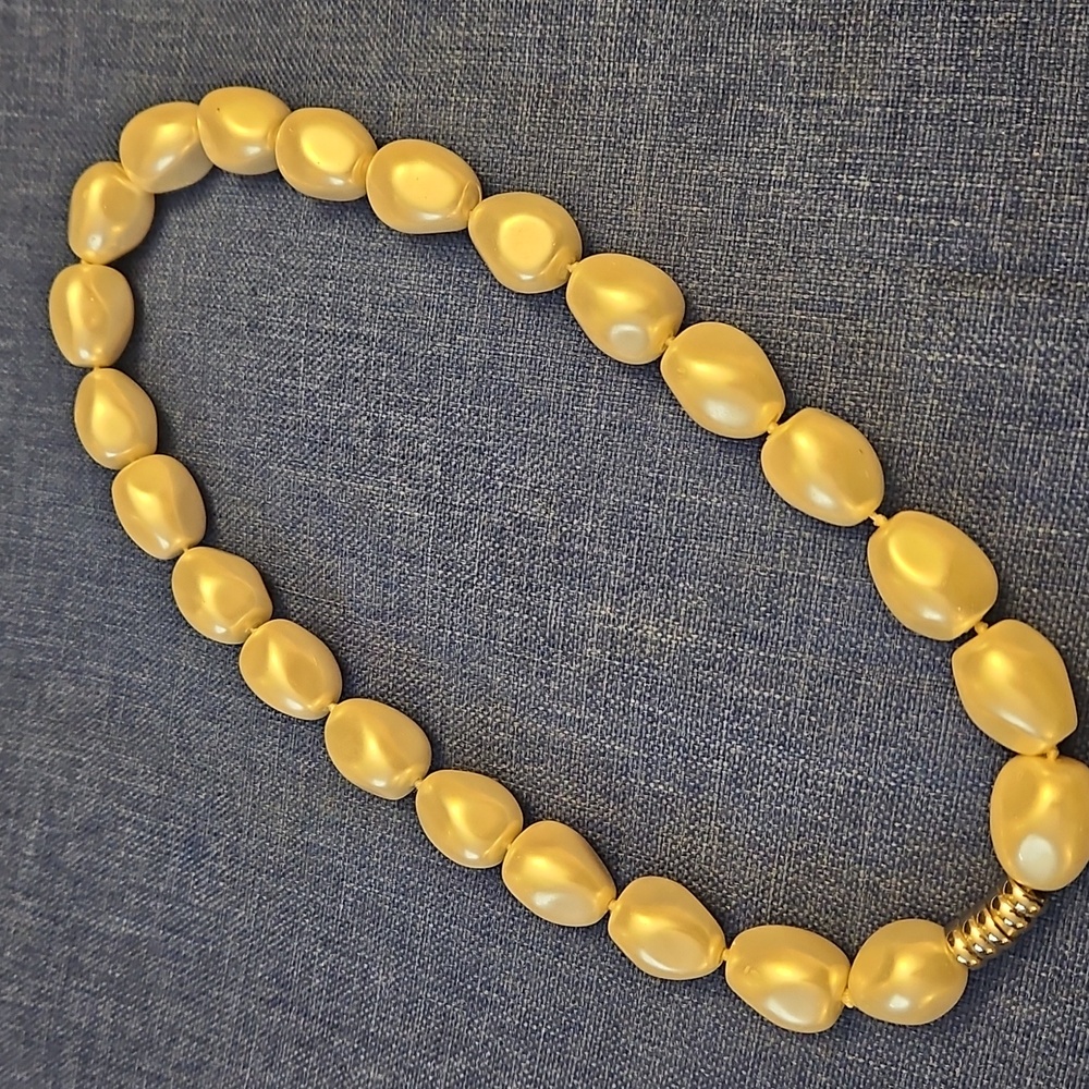 3 For $15. Vintage Faux Stone Choker Necklace with Magnetic Clasp.